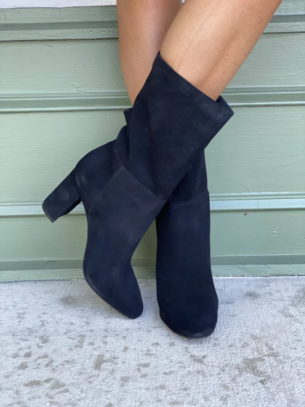 Chinese Laundry - Keep Up Suede Boot - Black 9