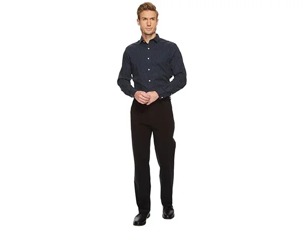 Dockers Classic Fit Workday Khaki Smart 360 Flex Pants (Black) Men's Clothing