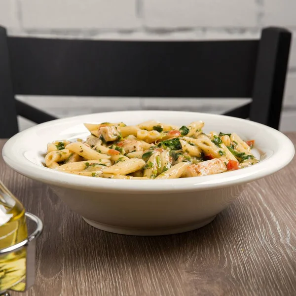 Tuxton China BEB-260C Pasta Bowl 26oz - Eggshell