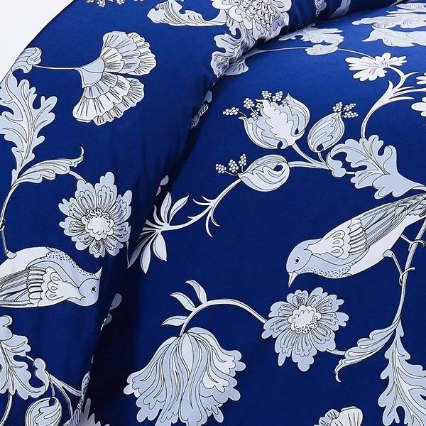 Early Spring Premium Comforter and Sham Set - Red - Full - Queen
