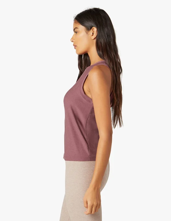 Beyond Yoga Balanced Muscle Tank - Size X-Large in Chocolate Cherry Heather at Nordstrom