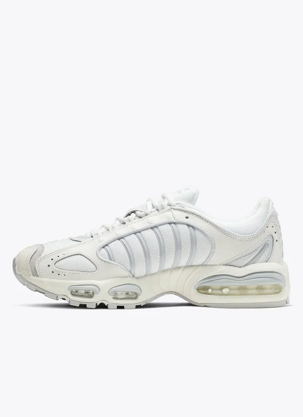 Nike - Men Air Max Tailwind IV Sneakers White 7.5