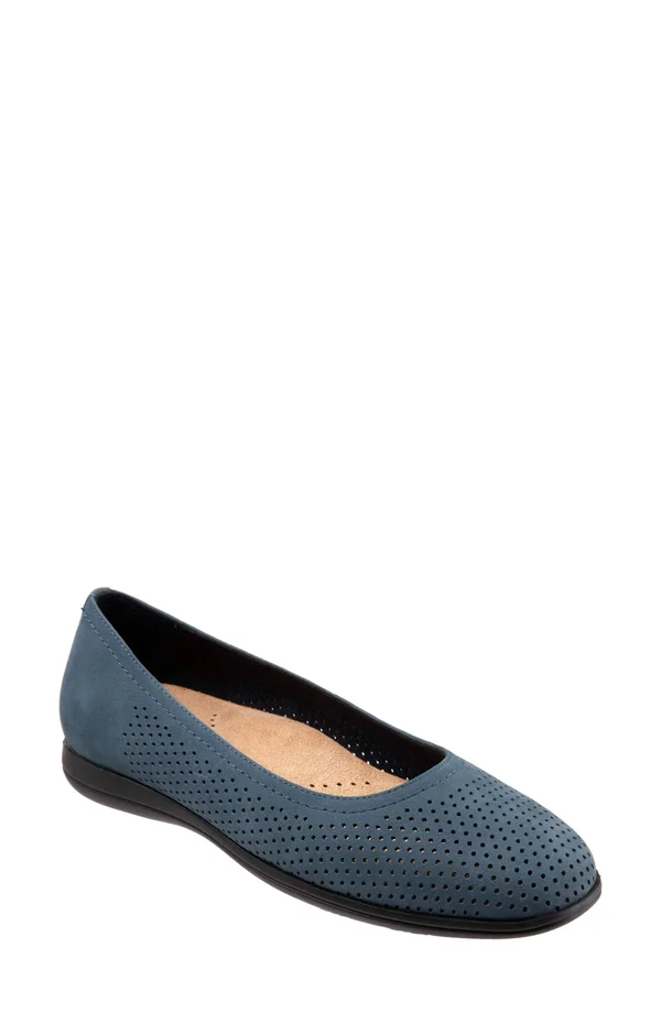 Trotters Women's Darcey Ballet Flat, Size: 11, Denim Leather