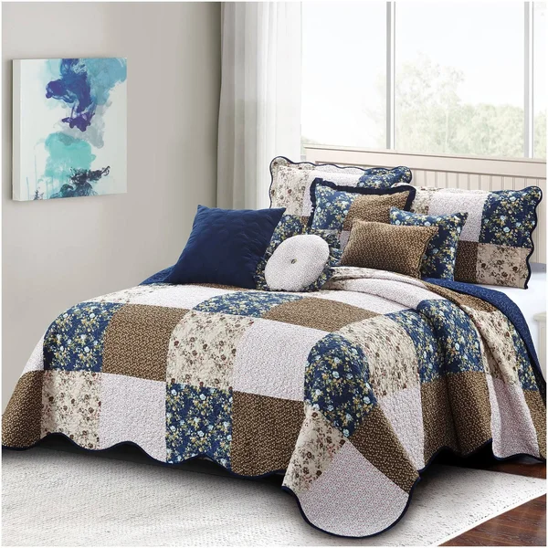 Serenta Patchwork 8 Piece Quilt Set, Red