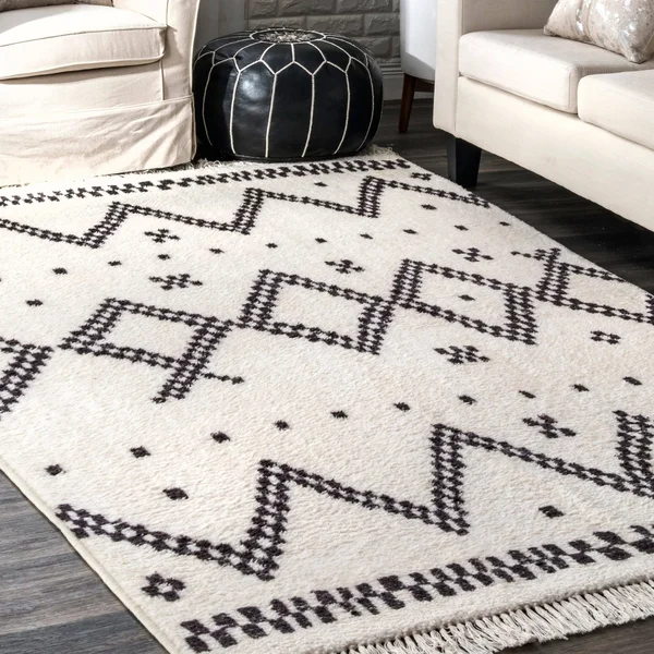 nuLOOM Tracy Moroccan Tassel Off White 9 ft. x 12 ft. Area Rug