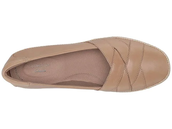 Clarks Danelly Shine Sand Leather - Women's, Size: 7.5, Beige