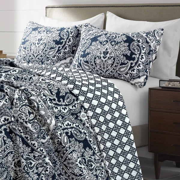 Lush Decor Aubree 3 Piece Quilt Set - King, Black/White