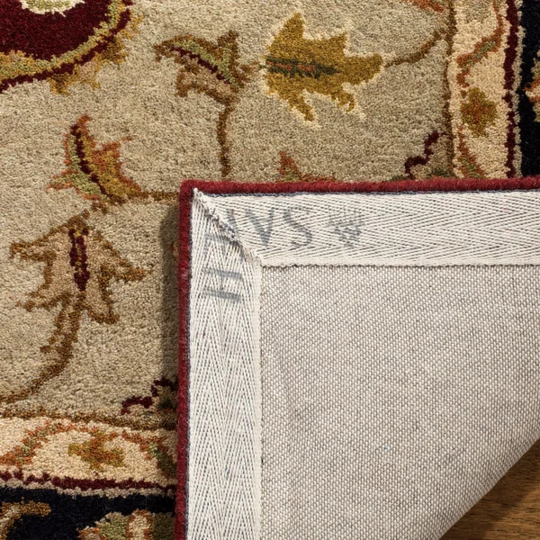 Safavieh Heritage Red/Black Area Rug; 5& x 8&