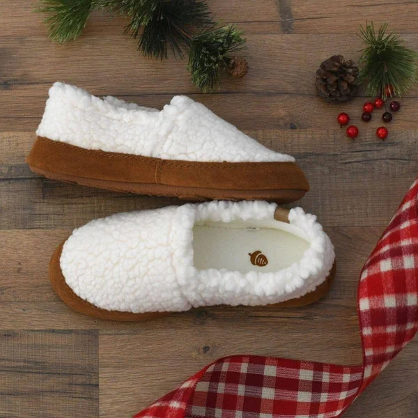 Acorn Women's Moc Slippers, Buff Popcorn, S