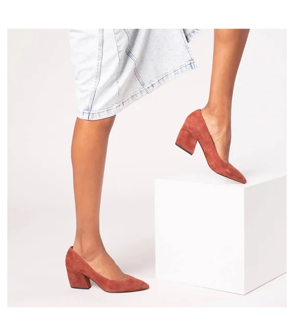 Botkier Stella Pump Rust, 7.5